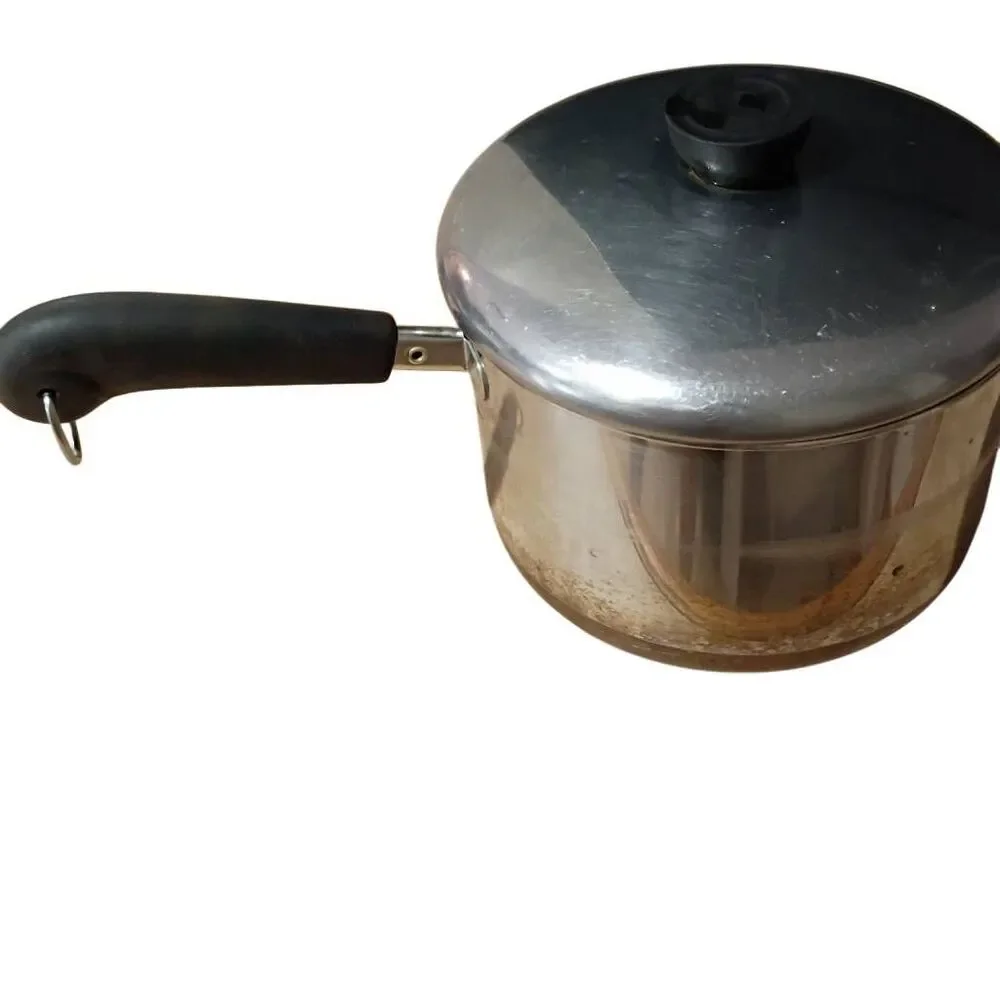 Revere Ware Vintage 3 Quart Pot with Top